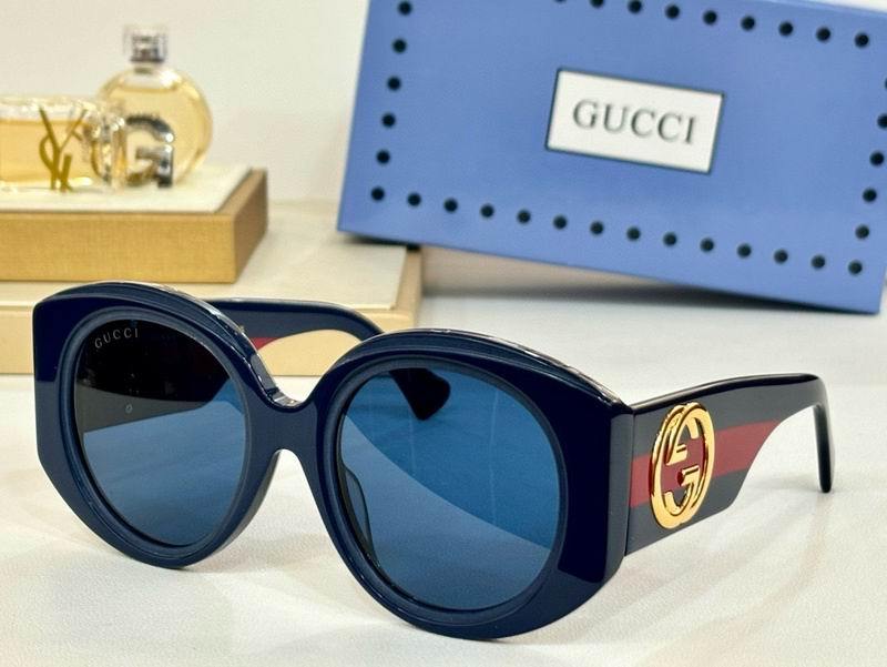 Gucci Sunglasses 781